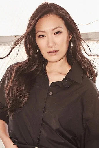 Chân dung Kara Wang