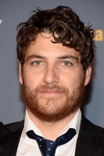 Chân dung Adam Pally
