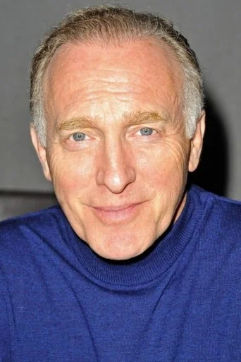 Chân dung Mark Rolston