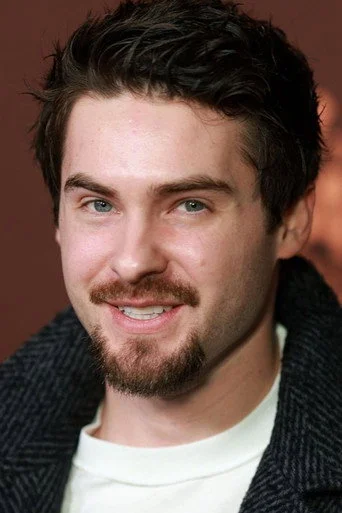 Chân dung Cody Christian