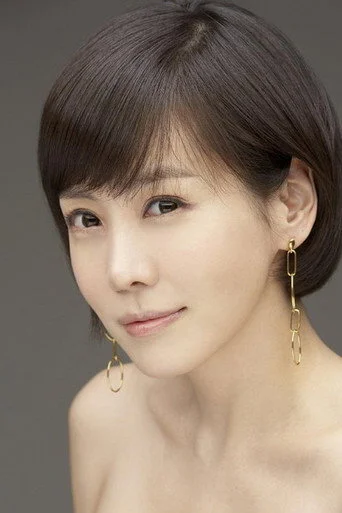 Chân dung Kim Jung-eun