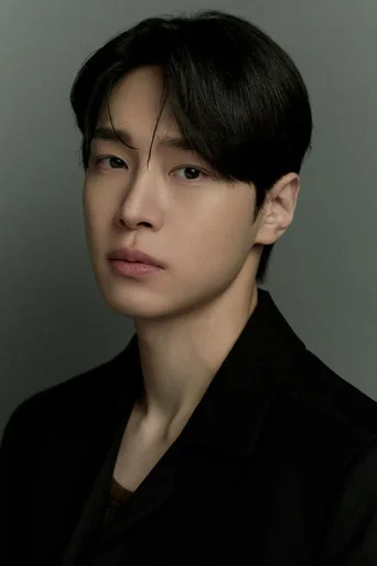 Chân dung Kang You-seok