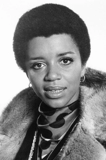Chân dung Janet MacLachlan