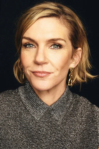 Chân dung Rhea Seehorn