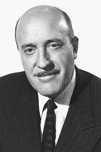 Chân dung Fred Clark