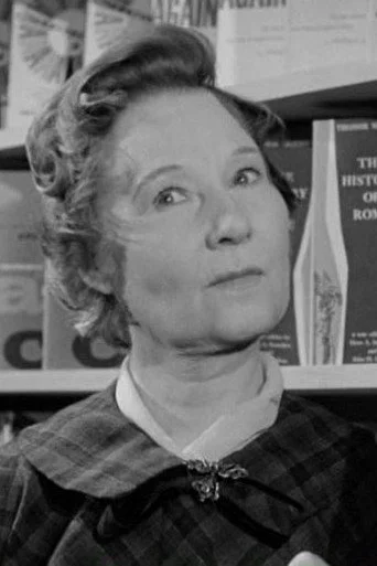 Chân dung Paula Trueman
