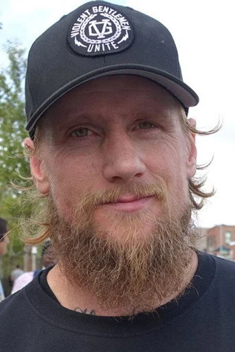 Chân dung Mike Vallely