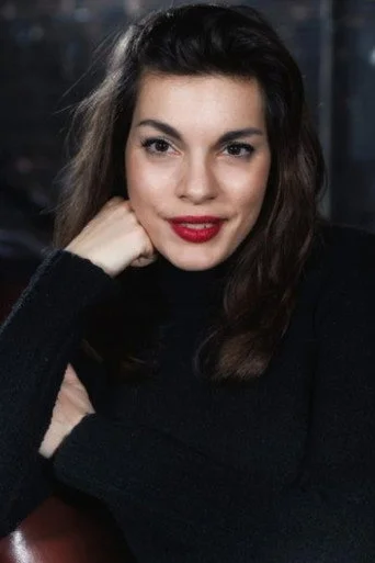 Chân dung Andrea Mladinić