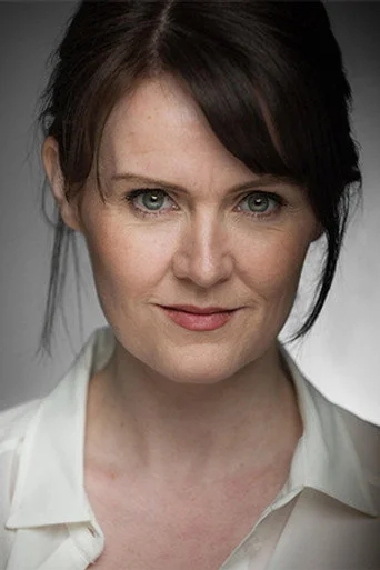Chân dung Marianne McIvor