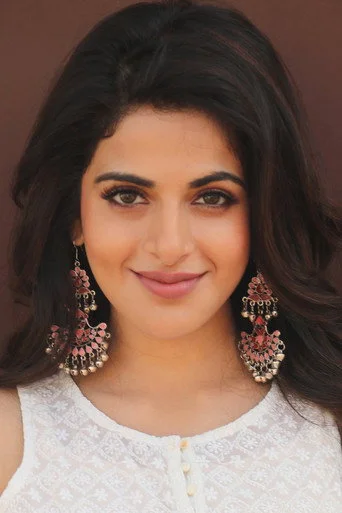 Chân dung Iswarya Menon