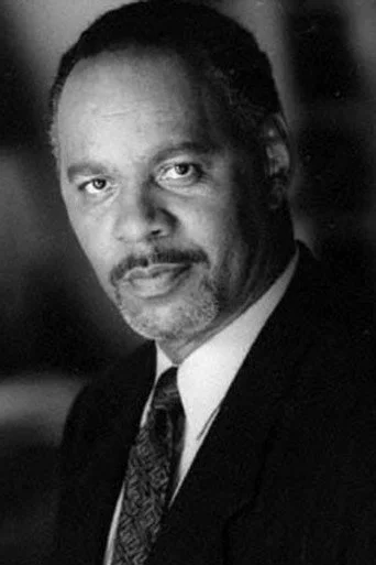 Chân dung Nathaniel DeVeaux