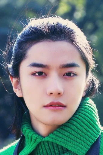 Chân dung Xue Bayi