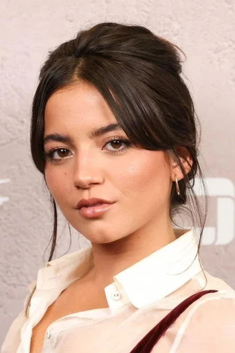 Chân dung Isabela Merced