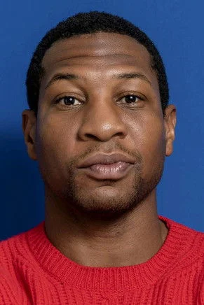 Chân dung Jonathan Majors
