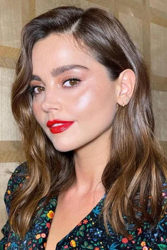 Chân dung Jenna Coleman