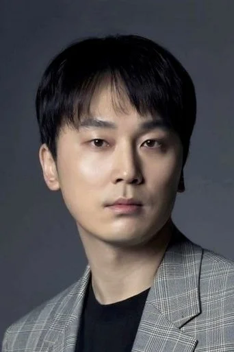 Chân dung Seo Hyun-woo