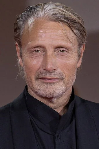 Chân dung Mads Mikkelsen