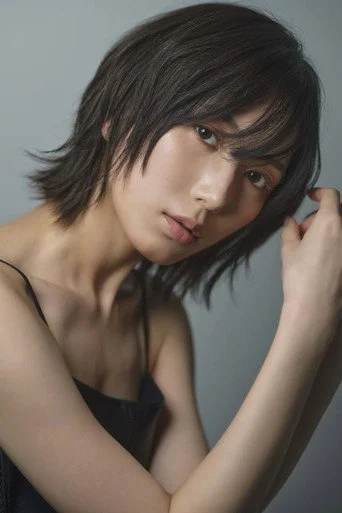 Chân dung Kaoru Mitsumune