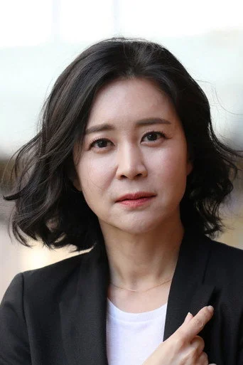 Chân dung Lee Hang-na