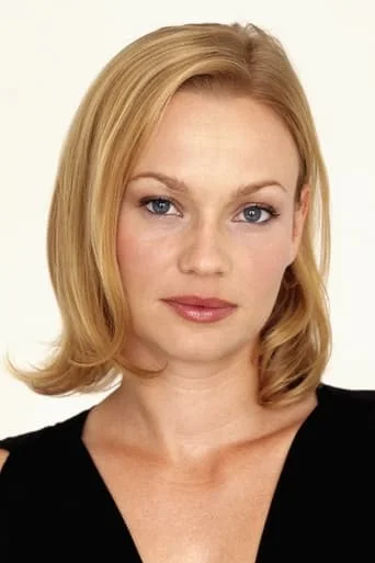 Chân dung Samantha Mathis
