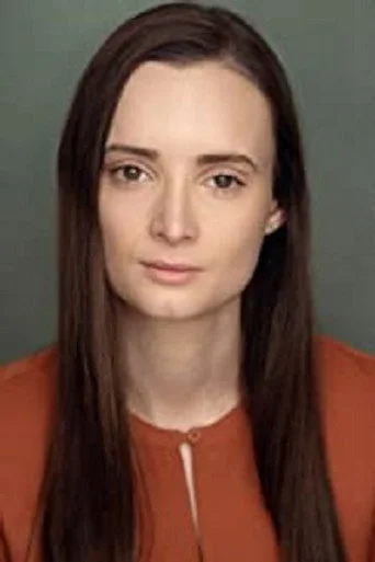 Chân dung Natasha Rose Mills