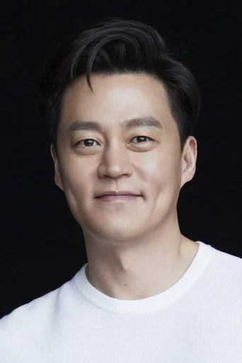 Chân dung Lee Seo-jin