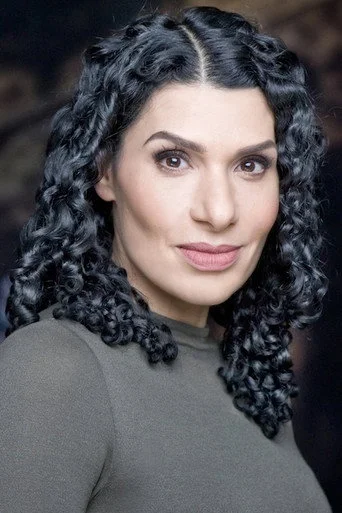 Chân dung Christine Sahely
