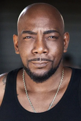 Chân dung Laurence Mason