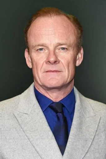 Chân dung Alistair Petrie