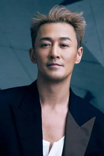 Chân dung Raymond Lam Fung