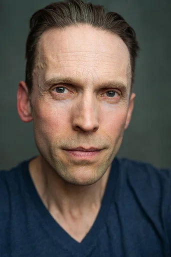 Chân dung Leigh Jones