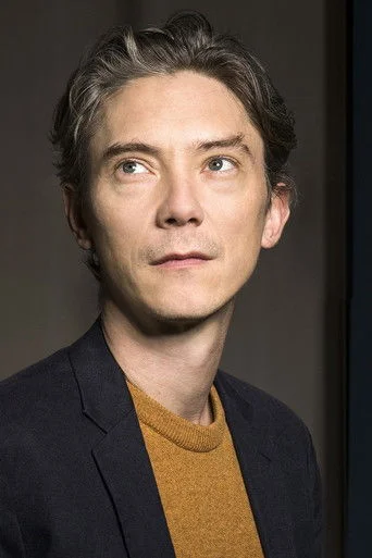 Chân dung Swann Arlaud