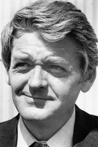 Chân dung Hal Holbrook