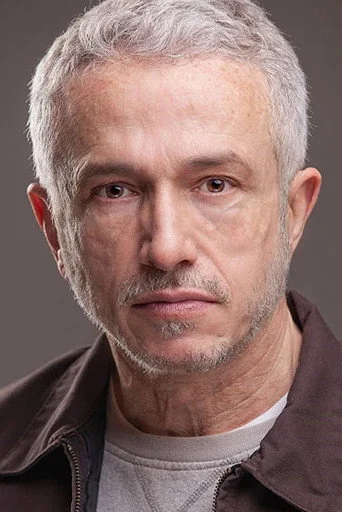 Chân dung Rick Espaillat
