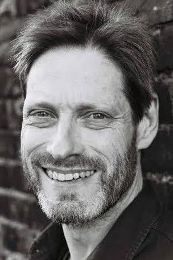 Chân dung Tristan Oliver