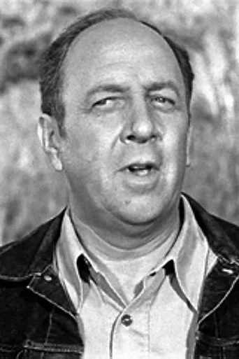 Chân dung Robert Foulk