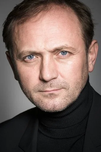 Chân dung Andrzej Chyra