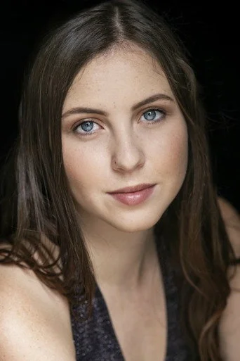 Chân dung Maisy McLeod-Riera