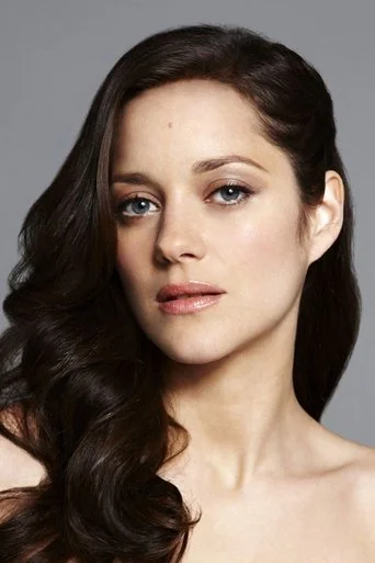 Chân dung Marion Cotillard