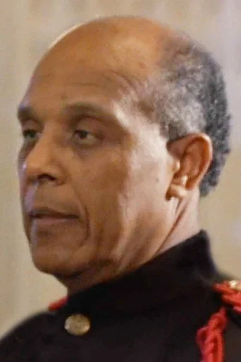 Chân dung James Allen