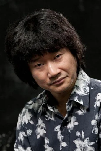 Chân dung Lee Dong-yong