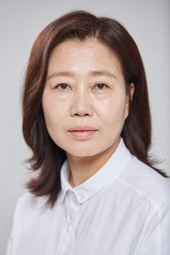 Chân dung Hwang Yeon-hui