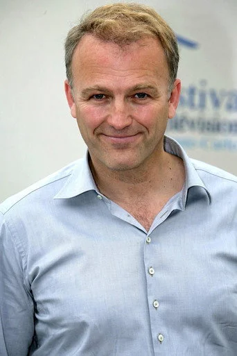 Chân dung James McGowan