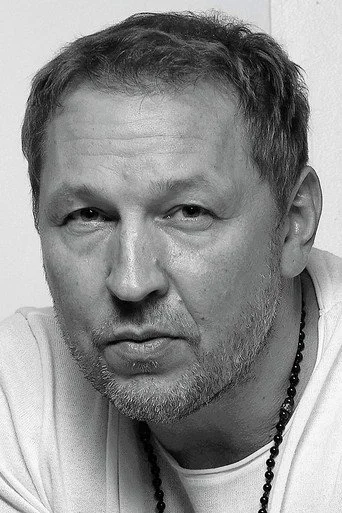 Chân dung Konstantin Adaev