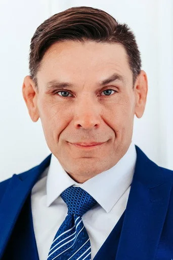 Chân dung Tommy Schultz