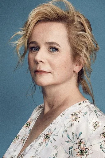 Chân dung Emily Watson