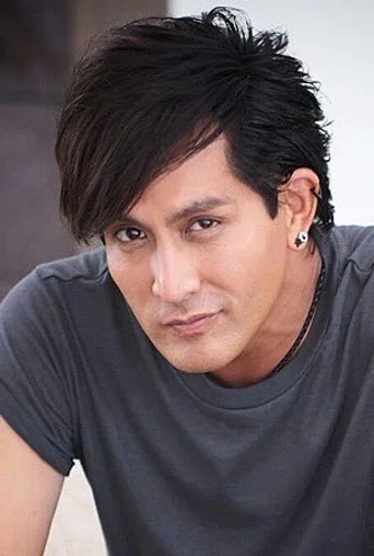 Chân dung Pete Thongchua
