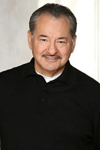 Chân dung Joe Minjares