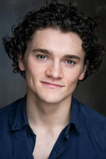 Chân dung Alistair Sewell
