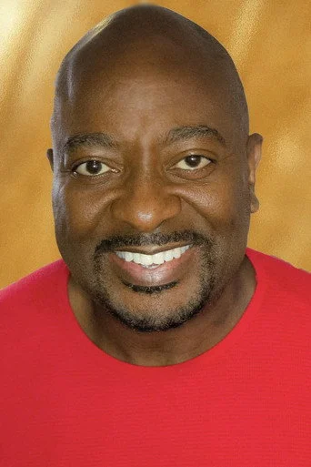 Chân dung Steven Littles
